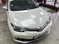 USED 2018 68 TOYOTA AURIS 1.8 VVT-h Excel Hatchback 5dr Petrol Hybrid CVT Euro 6 (s/s) (136 ps) Full Toyota Service History