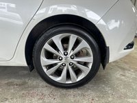 USED 2018 68 TOYOTA AURIS 1.8 VVT-h Excel Hatchback 5dr Petrol Hybrid CVT Euro 6 (s/s) (136 ps) Full Toyota Service History