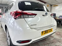 USED 2018 68 TOYOTA AURIS 1.8 VVT-h Excel Hatchback 5dr Petrol Hybrid CVT Euro 6 (s/s) (136 ps) Full Toyota Service History