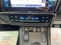 USED 2018 68 TOYOTA AURIS 1.8 VVT-h Excel Hatchback 5dr Petrol Hybrid CVT Euro 6 (s/s) (136 ps) Full Toyota Service History