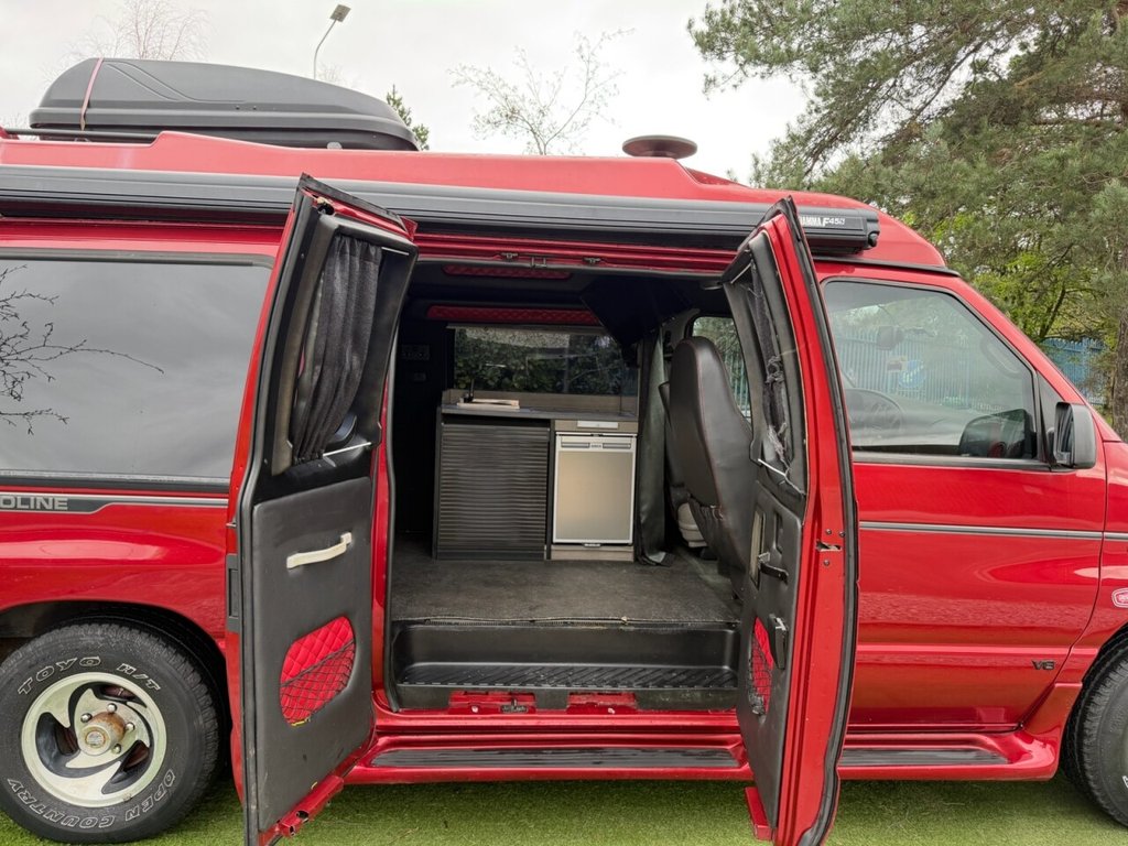 USED 2002 51 FORD E150 Ford E150 5400CC PETROL AUTOMATIC V8 MUSCLE FULL CAMPER CONVERSION