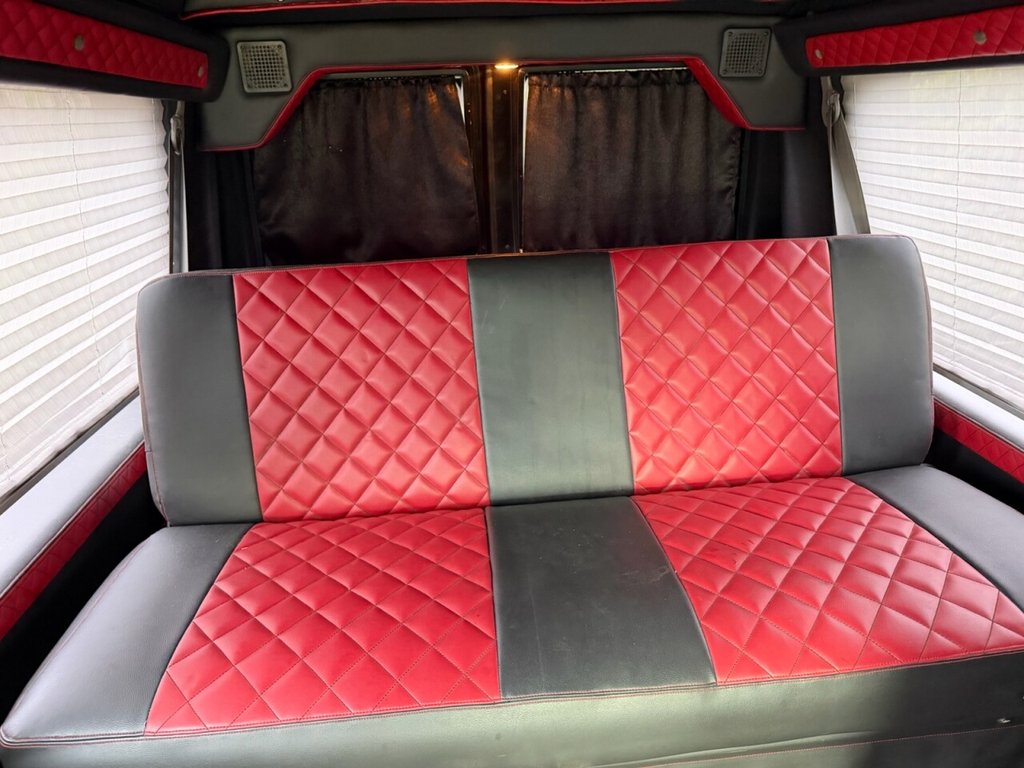 USED 2002 51 FORD E150 Ford E150 5400CC PETROL AUTOMATIC V8 MUSCLE FULL CAMPER CONVERSION