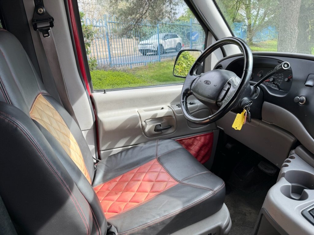 USED 2002 51 FORD E150 Ford E150 5400CC PETROL AUTOMATIC V8 MUSCLE FULL CAMPER CONVERSION