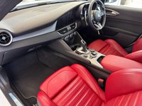 USED 2022 72 ALFA ROMEO GIULIA 2.0T Veloce Saloon 4dr Petrol GPF Auto Euro 6 (s/s) (280 ps) Apple CarPlay | Reverse Camera