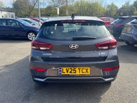 USED 2025 25 HYUNDAI I30 1.5 T-GDi MHEV Advance Hatchback 5dr Petrol Hybrid DCT Euro 6 (s/s) (140 ps) 1 Owner - Automatic - Bluetooth Connectivity - Reversing Camera - Front & Rear Parking Sensors - Cruise Control - Climate Control