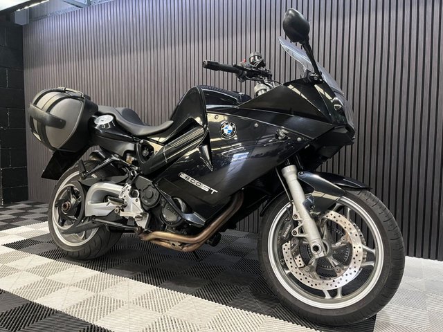 View our BMW F 800 ST