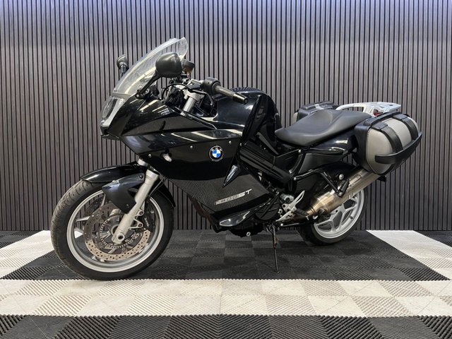 View our BMW F 800 ST