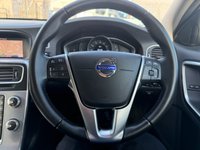 USED 2018 18 VOLVO V60 2.0 D4 SE Nav Estate 5dr Diesel Manual Euro 6 (s/s) (190 ps) Two Owners Full Service History+Bluetooth And Navigation