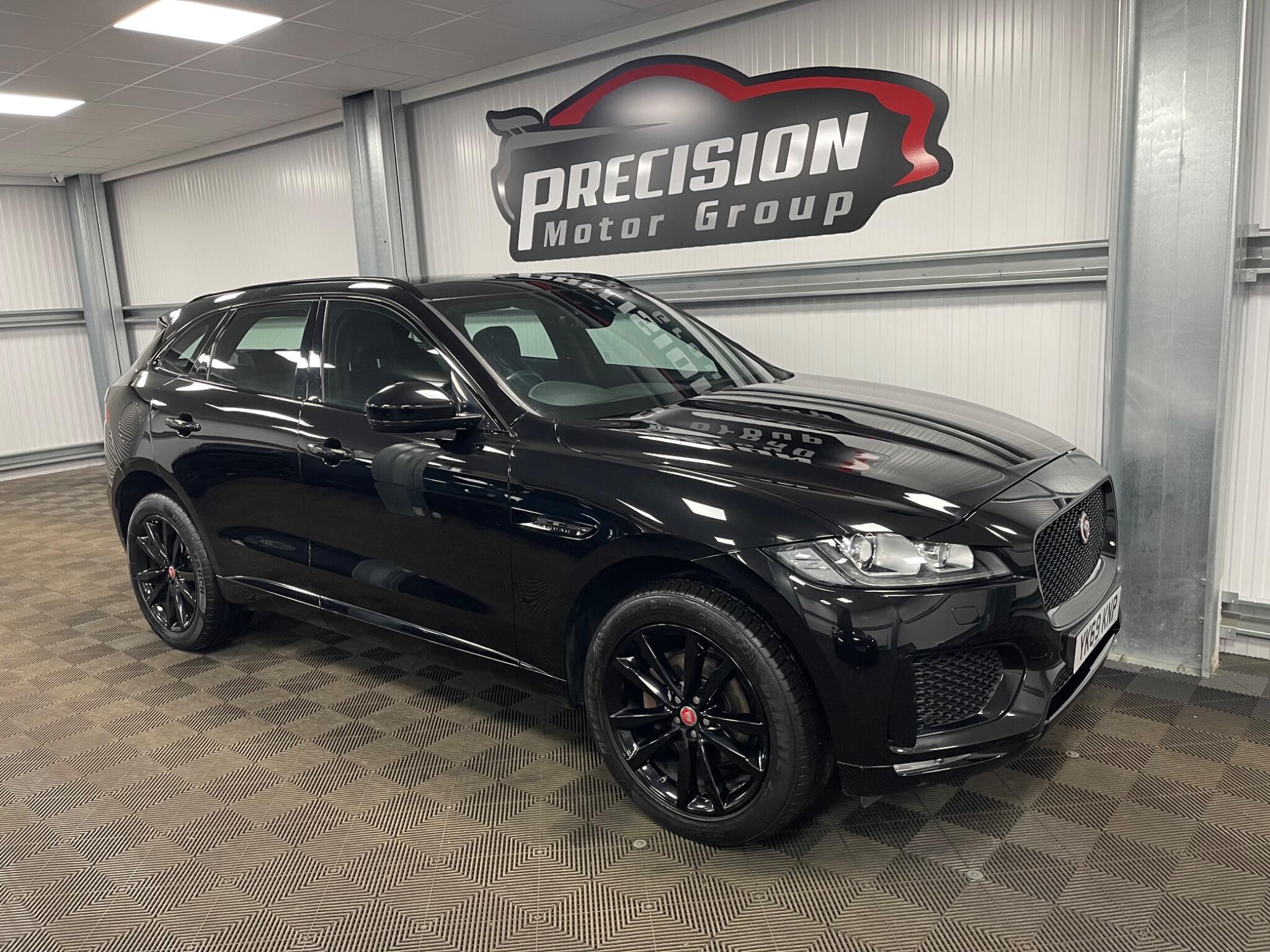 2019 Jaguar F-Pace thumbnail 4