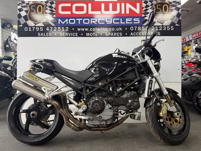 View our DUCATI Monster 900