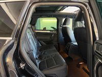 USED 2015 15 VOLKSWAGEN TOUAREG 3.0 TDI V6 BlueMotion Tech R-Line Tiptronic 4WD Euro 6 (s/s) 5dr SERVICE INCLUDED