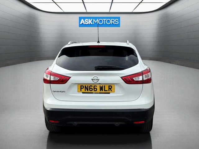 View our NISSAN QASHQAI
