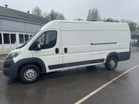 USED 2017 67 PEUGEOT BOXER 2.0 BlueHDi 435 Professional Panel Van 5dr Diesel Manual L4 H2 Euro 6 (130 ps) This 2017 Peugeot Boxer 2.0 BlueHDi 435 Professional L4 H2 Euro 6 5dr boasts a clear vehicle history, offering you peace of mind.  Powered by an efficient 2.0 litre BlueHDi diesel engine, this Euro 6 compliant van is presented in the Professional trim, known for its practical features.  With a substantial towing weight of 3000 kg, it is well equipped for a variety of tasks. The Boxer Professional derivative stands out with its impressive 15000 litre cargo volume.