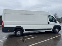USED 2017 67 PEUGEOT BOXER 2.0 BlueHDi 435 Professional Panel Van 5dr Diesel Manual L4 H2 Euro 6 (130 ps) This 2017 Peugeot Boxer 2.0 BlueHDi 435 Professional L4 H2 Euro 6 5dr boasts a clear vehicle history, offering you peace of mind.  Powered by an efficient 2.0 litre BlueHDi diesel engine, this Euro 6 compliant van is presented in the Professional trim, known for its practical features.  With a substantial towing weight of 3000 kg, it is well equipped for a variety of tasks. The Boxer Professional derivative stands out with its impressive 15000 litre cargo volume.