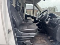 USED 2017 67 PEUGEOT BOXER 2.0 BlueHDi 435 Professional Panel Van 5dr Diesel Manual L4 H2 Euro 6 (130 ps) This 2017 Peugeot Boxer 2.0 BlueHDi 435 Professional L4 H2 Euro 6 5dr boasts a clear vehicle history, offering you peace of mind.  Powered by an efficient 2.0 litre BlueHDi diesel engine, this Euro 6 compliant van is presented in the Professional trim, known for its practical features.  With a substantial towing weight of 3000 kg, it is well equipped for a variety of tasks. The Boxer Professional derivative stands out with its impressive 15000 litre cargo volume.