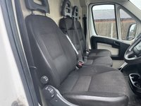 USED 2017 67 PEUGEOT BOXER 2.0 BlueHDi 435 Professional Panel Van 5dr Diesel Manual L4 H2 Euro 6 (130 ps) This 2017 Peugeot Boxer 2.0 BlueHDi 435 Professional L4 H2 Euro 6 5dr boasts a clear vehicle history, offering you peace of mind.  Powered by an efficient 2.0 litre BlueHDi diesel engine, this Euro 6 compliant van is presented in the Professional trim, known for its practical features.  With a substantial towing weight of 3000 kg, it is well equipped for a variety of tasks. The Boxer Professional derivative stands out with its impressive 15000 litre cargo volume.