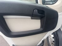 USED 2017 67 PEUGEOT BOXER 2.0 BlueHDi 435 Professional Panel Van 5dr Diesel Manual L4 H2 Euro 6 (130 ps) This 2017 Peugeot Boxer 2.0 BlueHDi 435 Professional L4 H2 Euro 6 5dr boasts a clear vehicle history, offering you peace of mind.  Powered by an efficient 2.0 litre BlueHDi diesel engine, this Euro 6 compliant van is presented in the Professional trim, known for its practical features.  With a substantial towing weight of 3000 kg, it is well equipped for a variety of tasks. The Boxer Professional derivative stands out with its impressive 15000 litre cargo volume.