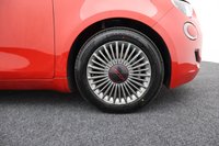 USED 2021 71 FIAT 500E 42kWh RED 3dr Auto (CRUISE, BLUETOOTH) 