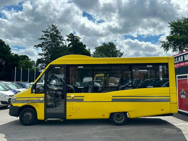 View our MERCEDES-BENZ SPRINTER