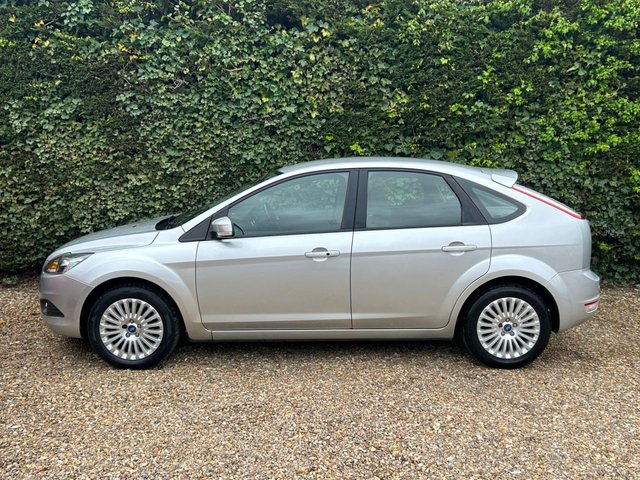 View our FORD FOCUS