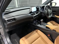 USED 2023 73 LEXUS UX 2.0 250h F Sport Design E-CVT Euro 6 (s/s) 5dr F Sport Design Hybrid