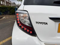 USED 2014 63 TOYOTA YARIS 1.5 VVT-h Icon Plus Hatchback 5dr Petrol Hybrid CVT Euro 5 (101 ps) 