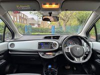 USED 2014 63 TOYOTA YARIS 1.5 VVT-h Icon Plus Hatchback 5dr Petrol Hybrid CVT Euro 5 (101 ps) 