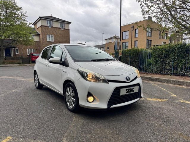 View our Toyota Yaris 1.5 VVT-h Icon Plus Hatchback 5dr Petrol Hybrid CVT Euro 5 (101 ps)