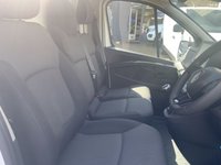 USED 2022 72 RENAULT TRAFIC 2.0 dCi Blue SL28 Business+ Panel Van 5dr Diesel Manual L1 H1 Euro 6 (s/s) (130 ps) 