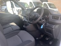 USED 2022 72 RENAULT TRAFIC 2.0 dCi Blue SL28 Business+ Panel Van 5dr Diesel Manual L1 H1 Euro 6 (s/s) (130 ps) 