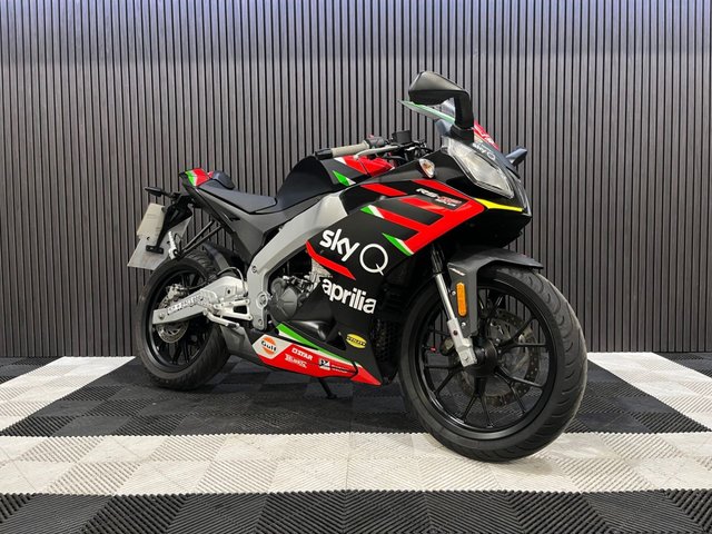 View our APRILIA RS 125