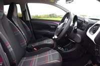 USED 2014 64 PEUGEOT 108 1.2 VTi PureTech Allure Hatchback 5dr Petrol Manual Euro 5 (82 ps) Just Serviced Ready to Drive Away