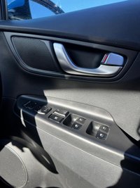 USED 2021 21 HYUNDAI KONA 39kWh Premium SUV 5dr Electric Auto (10.5kW Charger) (136 ps) 