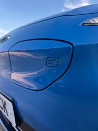 USED 2021 21 HYUNDAI KONA 39kWh Premium SUV 5dr Electric Auto (10.5kW Charger) (136 ps) 