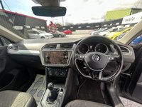 USED 2017 67 VOLKSWAGEN TIGUAN 2.0 TDI SE Navigation SUV 5dr Diesel Manual Euro 6 (s/s) (150 ps) 12 MONTHS MOT AND FULL ENGINE SERVICE ON EVERY CAR!!!