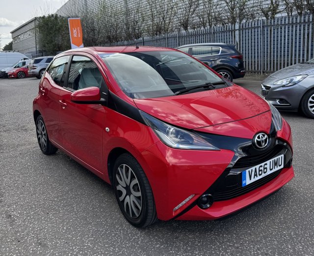 2017 66 Toyota Aygo 1.0 VVT-i x-play Hatchback 5 Door Petrol Manual Euro 6 (68 ps)