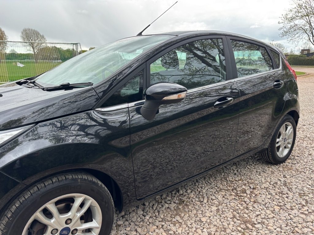 USED 2017 67 FORD FIESTA 1.25 Zetec Hatchback 5dr Petrol Manual Euro 6 (82 ps) &pound;ZERO DEPOSIT FINANCE