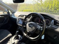 USED 2018 18 VOLKSWAGEN TIGUAN 2.0 TDI SEL SUV 5dr Diesel DSG 4Motion Euro 6 (s/s) (150 ps) A VERY WELL CARED FOR EXAMPLE WITH TEXT BOOK SERVICING AND APPLE CAR PLAY PANROOF AND REVERSE CAMERA AND POWER TAILGATE COUPLED WITH THE SMOOTH DSG GEARBOX