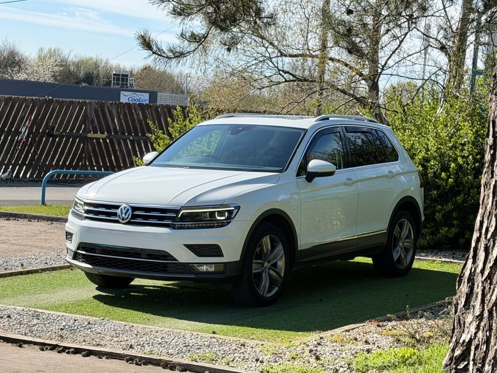 USED 2018 18 VOLKSWAGEN TIGUAN 2.0 TDI SEL SUV 5dr Diesel DSG 4Motion Euro 6 (s/s) (150 ps) A VERY WELL CARED FOR EXAMPLE WITH TEXT BOOK SERVICING AND APPLE CAR PLAY PANROOF AND REVERSE CAMERA AND POWER TAILGATE COUPLED WITH THE SMOOTH DSG GEARBOX