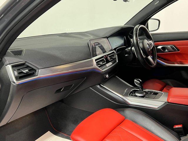View our BMW 3 SERIES
