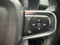 USED 2020 70 VOLVO XC40 1.5 T3 R-Design SUV 5dr Petrol Manual Euro 6 (s/s) (163 ps) 