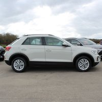 USED 2023 23 VOLKSWAGEN T-ROC 1.0 TSI Life SUV 5dr Petrol Manual Euro 6 (s/s) (110 ps) APPLE CARPLAY ANDROID AUTO SENSORS