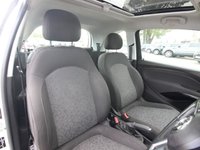 USED 2018 68 VAUXHALL ADAM 1.4i GLAM Hatchback 3dr Petrol Manual Euro 6 (87 ps) **CLEARANCE VEHICLE**