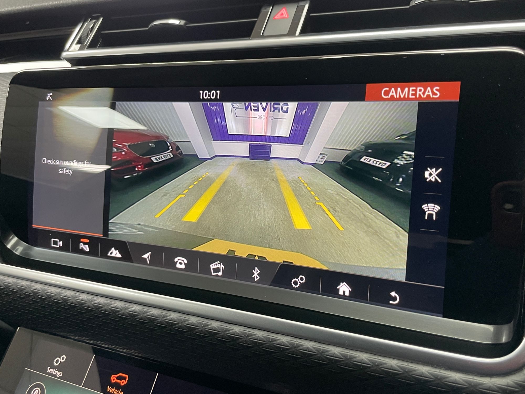 USED 2019 69 LAND ROVER RANGE ROVER VELAR 2.0 D180 R-Dynamic S SUV 5dr Diesel Auto 4WD Euro 6 (s/s) (180 ps) 