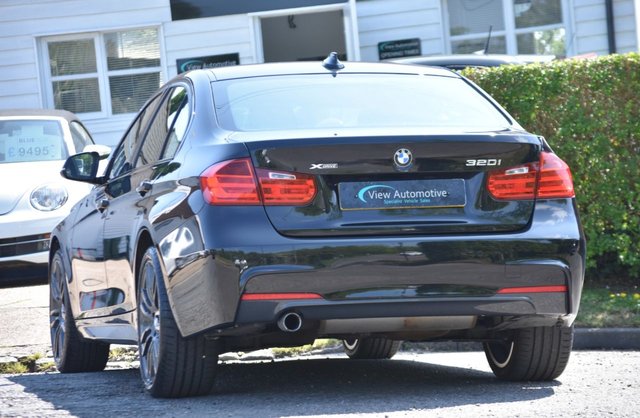 View our BMW 3 SERIES