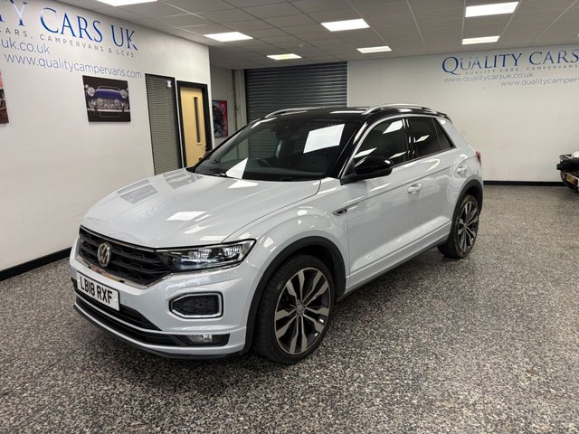 View our VOLKSWAGEN T-ROC