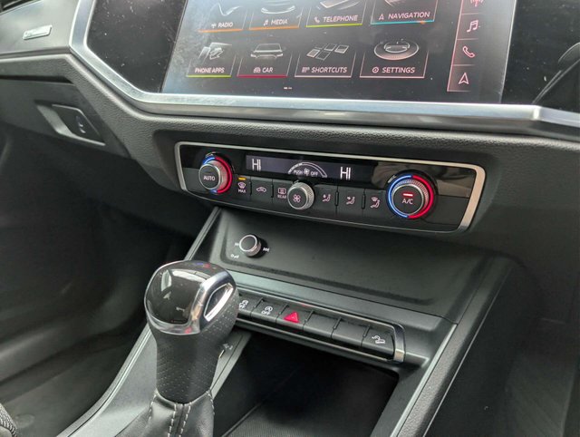 USED 2020 20 AUDI Q3 2.0 Q3 S Line 35 TDI Semi-Auto 5dr CLICK & COLLECT/ HOME DELIVERY