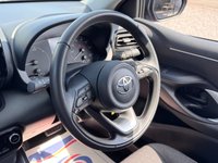 USED 2023 72 TOYOTA YARIS 1.5 VVT-h Icon [E-CVT] Hybrid 5dr - ONE OWNER ONE OWNER | R/CAM | APPLE CP