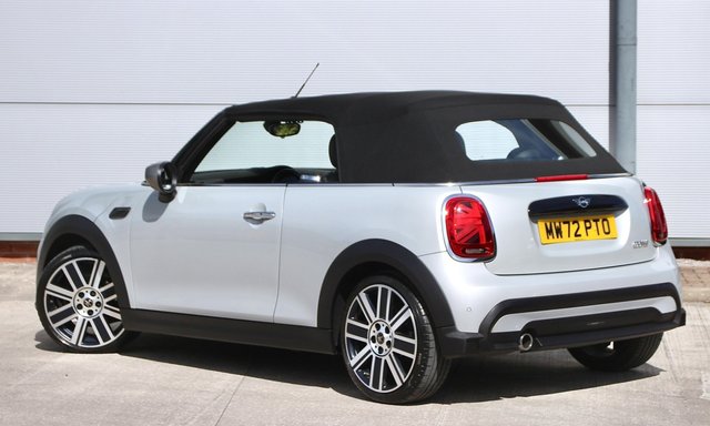 View our MINI CONVERTIBLE