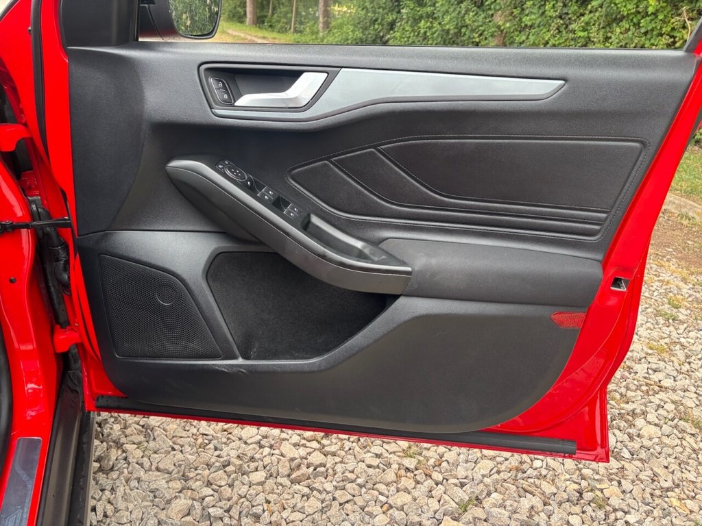 USED 2019 69 FORD FOCUS 1.0T EcoBoost Active Hatchback 5dr Petrol Manual Euro 6 (s/s) (125 ps) &pound;ZERO DEPOSIT FINANCE
